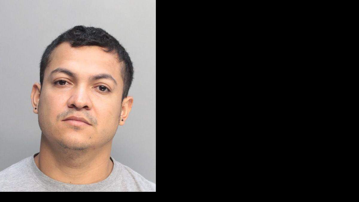 
Marvin Rivera-Montalvo, de 30 años, está en poder de las autoridades de Miami-Dade acusado de homicidio en primer grado.


