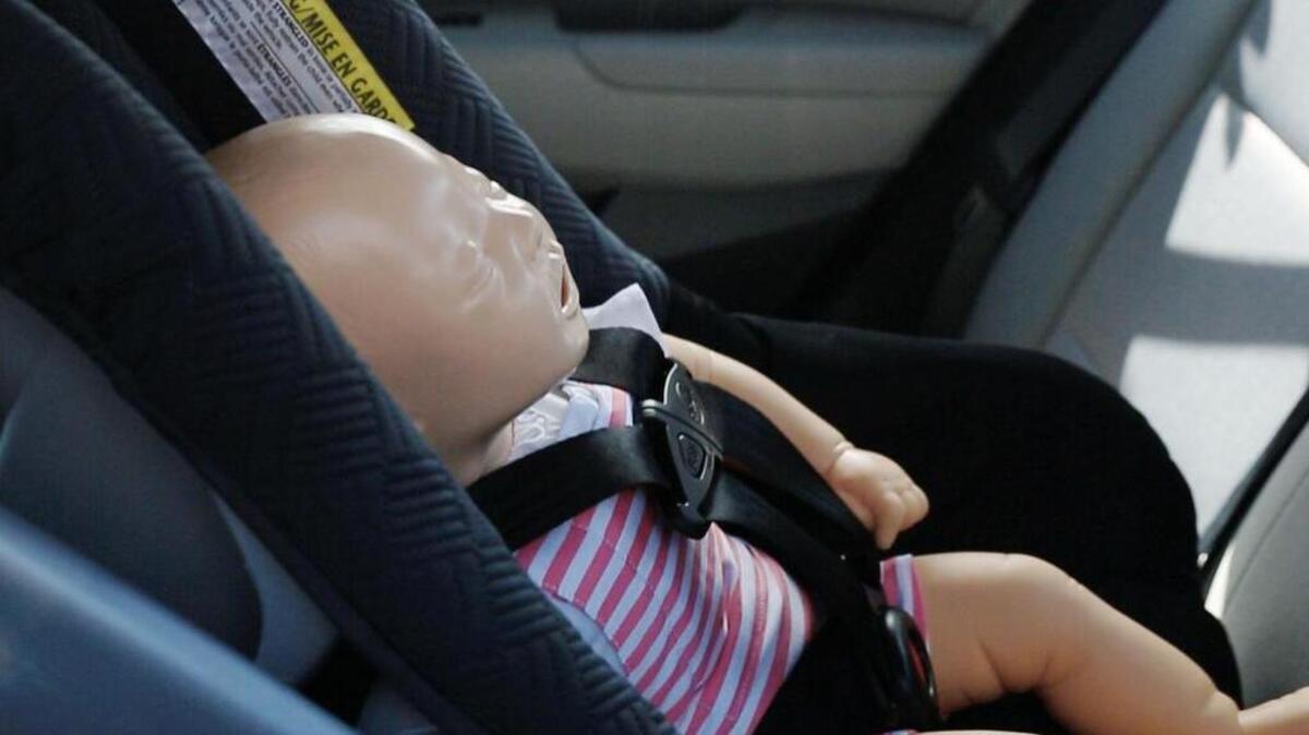 Estadísticas de NHTSA calculan que 725 niños han fallecido desde 1998 por insolación dentro de vehículos.