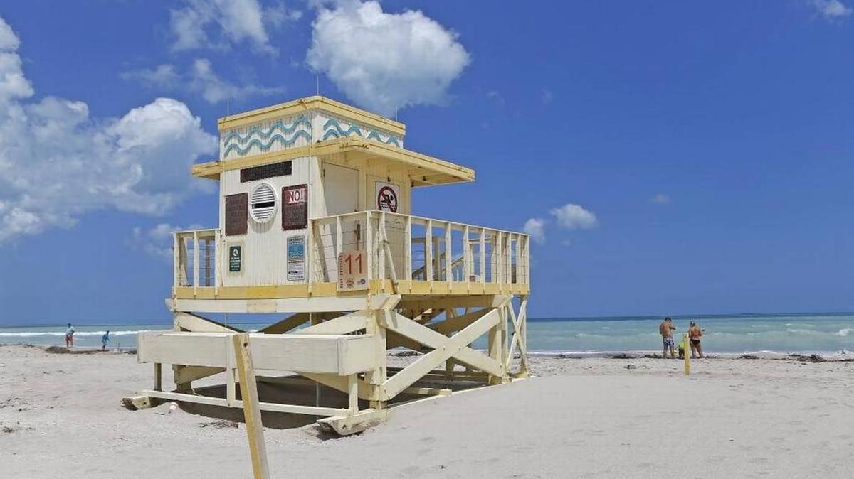 La costa este de Florida debe experimentar corrientes de resaca esta semana.