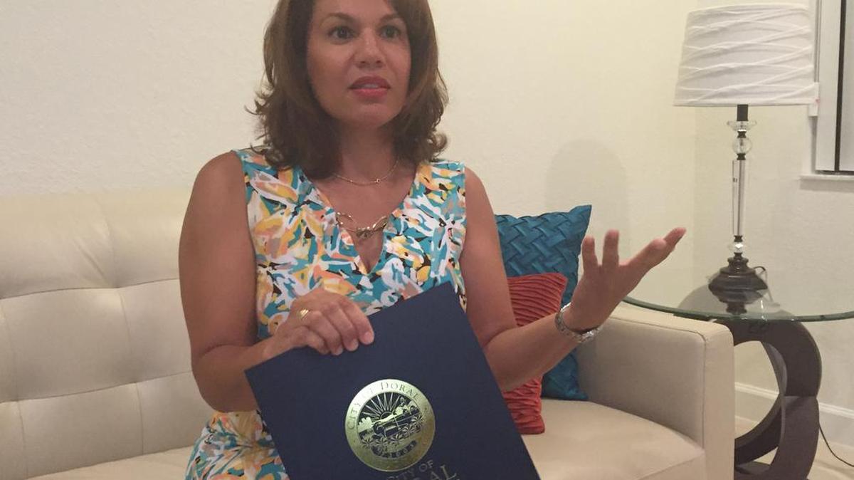 Digna Cabral, una dominicana de 39 años, registró su candidatura para el Concejo de Doral.