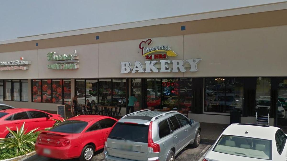 El local de South Miami es uno de nueve que poseen los dueños bajo el nombre Pinecrest Bakery en el sur de la Florida.