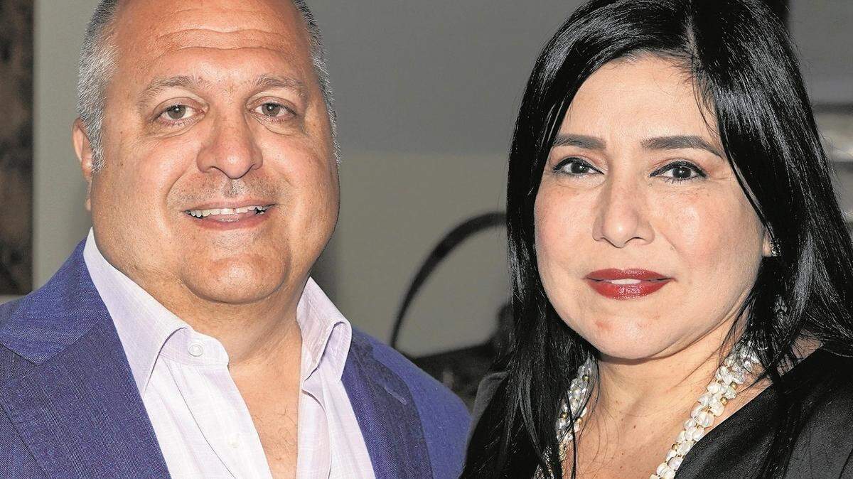El reconocido empresario cubano Fausto Díaz falleció en Miami el pasado martes 30 de mayo de 2023. En la imagen Fausto Díaz Jr. junto a Glandys Campos.