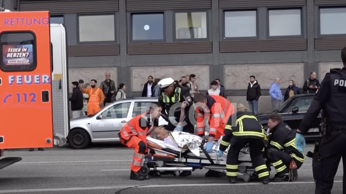 Al menos 17 personas resultaron heridas el viernes en un ataque con cuchillo en la principal estación de trenes de Hamburgo, en el norte de Alemania, informaron los bomberos y la policía local, que detuvo a una sospechosa.