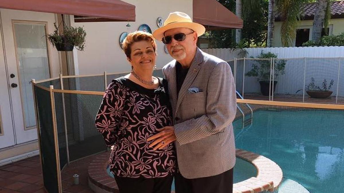 La comisionada Rebeca Sosa (izquierda) y su esposo Armando Sosa, quien falleció en Miami el miércoles 10 de mayo del 2017.