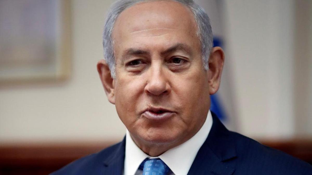 El primer ministro israelí, Benjamin Netanyahu, asiste al Consejo de Ministros en Jerusalén el12 de septiembre de 2018.