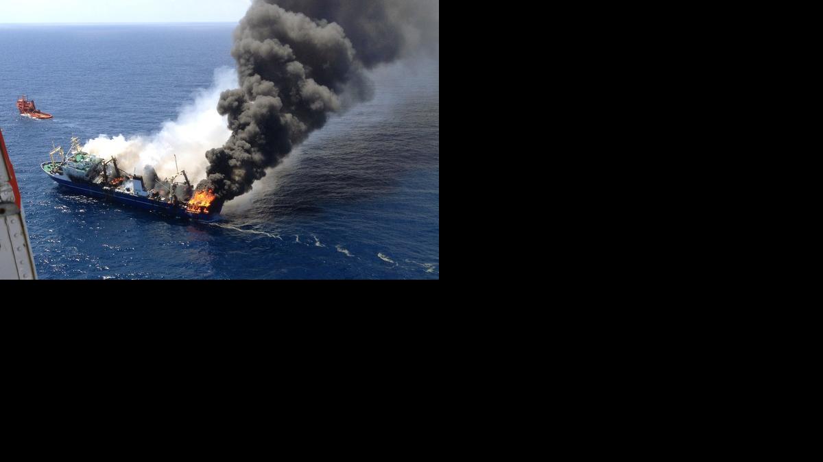<cutline_leadin>Un barco</cutline_leadin> ruso, el ‘Oleg Naydenov’, se hundió, este miércoles, frente a las costas de Canarias, anunciaron los servicios de salvamento marítimo.