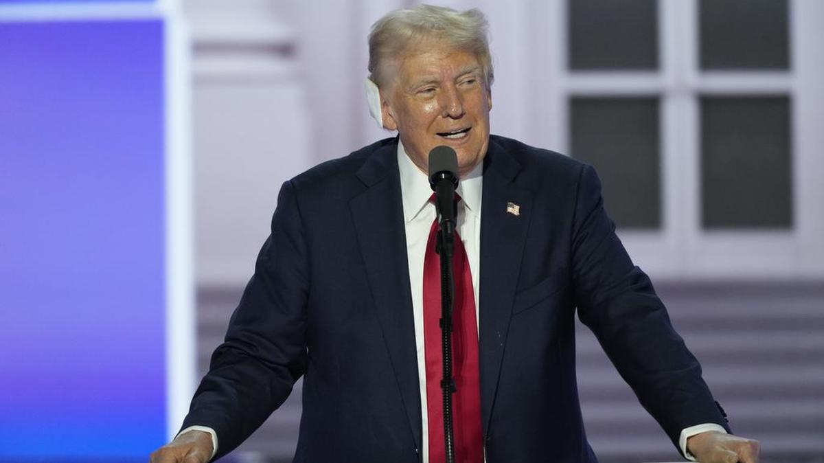 El expresidente Donald Trump acepta la nominación.