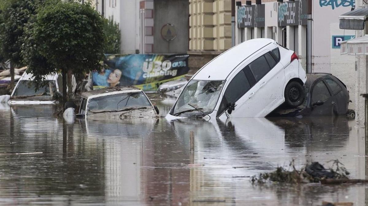 Las inundaciones en Francia y Alemania han causado daños multimillonarios. imagen de las calles en la ciudad alemana de Simbach.