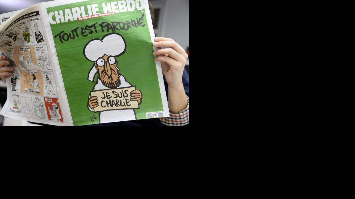 
Difundida desde ayer en la prensa internacional, la controvertida portada no ha sido mostrada por los medios de referencia del mundo árabe, así como por ciertas cabeceras asiáticas y africanas.
