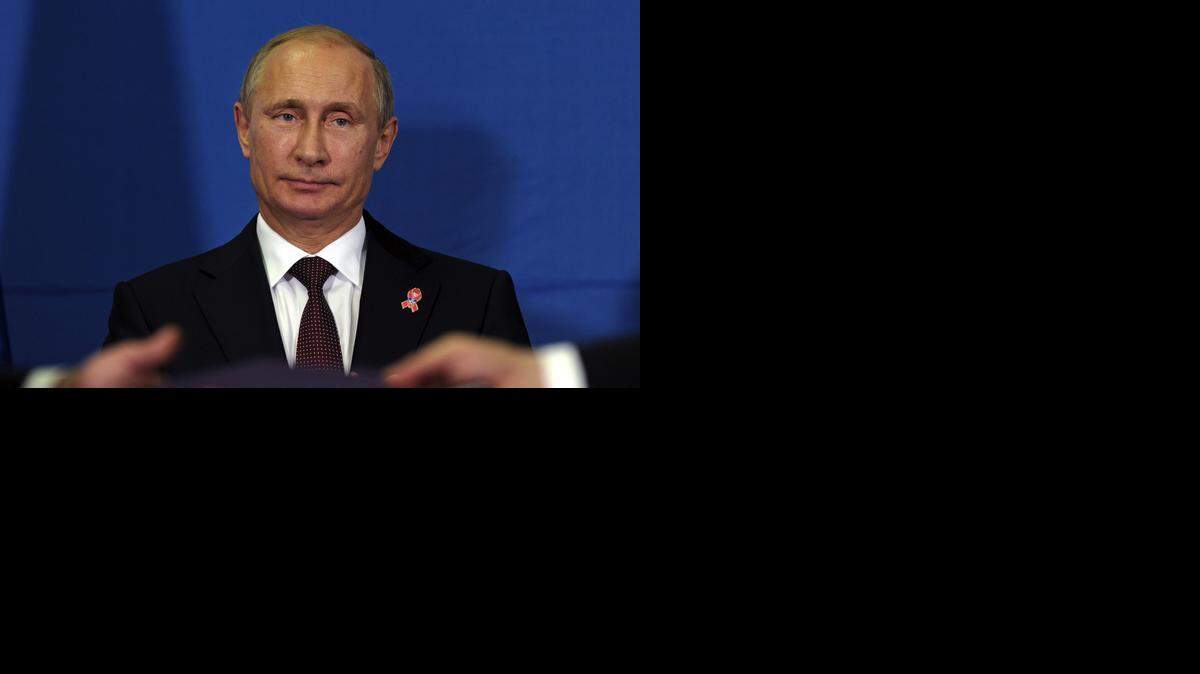 
Putin ordeno el sábado el comienzo del retorno a sus cuarteles habituales del contingente militar que realiza ejercicios en la región de Rostov, fronteriza con las regiones ucranianas de Lugansk y Donetsk.
