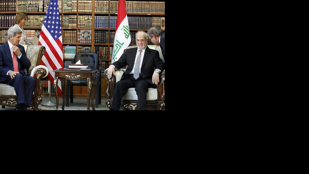 
Kerry visito a los nuevos gobernantes de Irak en Bagdad y comprometió el apoyo de Estados Unidos para eliminar la milicia extremista y la amenaza que supone. 
