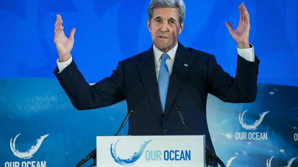 El secretario de Estado estadounidense, John Kerry, pronuncia un discurso durante la III Conferencia Internacional "Nuestro Océano" en Washington, Estados Unidos, hoy, 15 de septiembre de 2016.