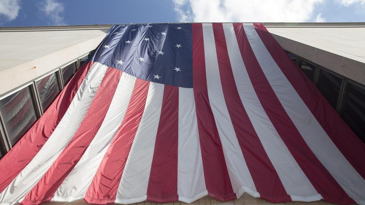 
Fotografía de una bandera gigante estadounidense este miércoles 12 de agosto de 2015, en el Museo Nacional de Historia Americana, en Washington (DC, EE.UU.).
