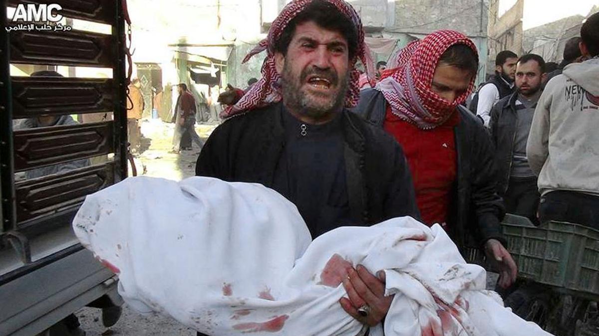 En cinco años, más de 270,000 personas murieron en Siria y millones fueron forzadas al éxodo por un conflicto que se internacionalizó poco a poco