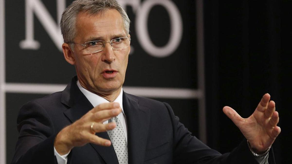 
El secretario general de la OTAN, Jens Stoltenberg, subrayó que la incursión rusa en el espacio aéreo de Turquía el pasado fin de semana “no parece un accidente”, e insistió en que Moscú debe respetar las fronteras turcas. 
