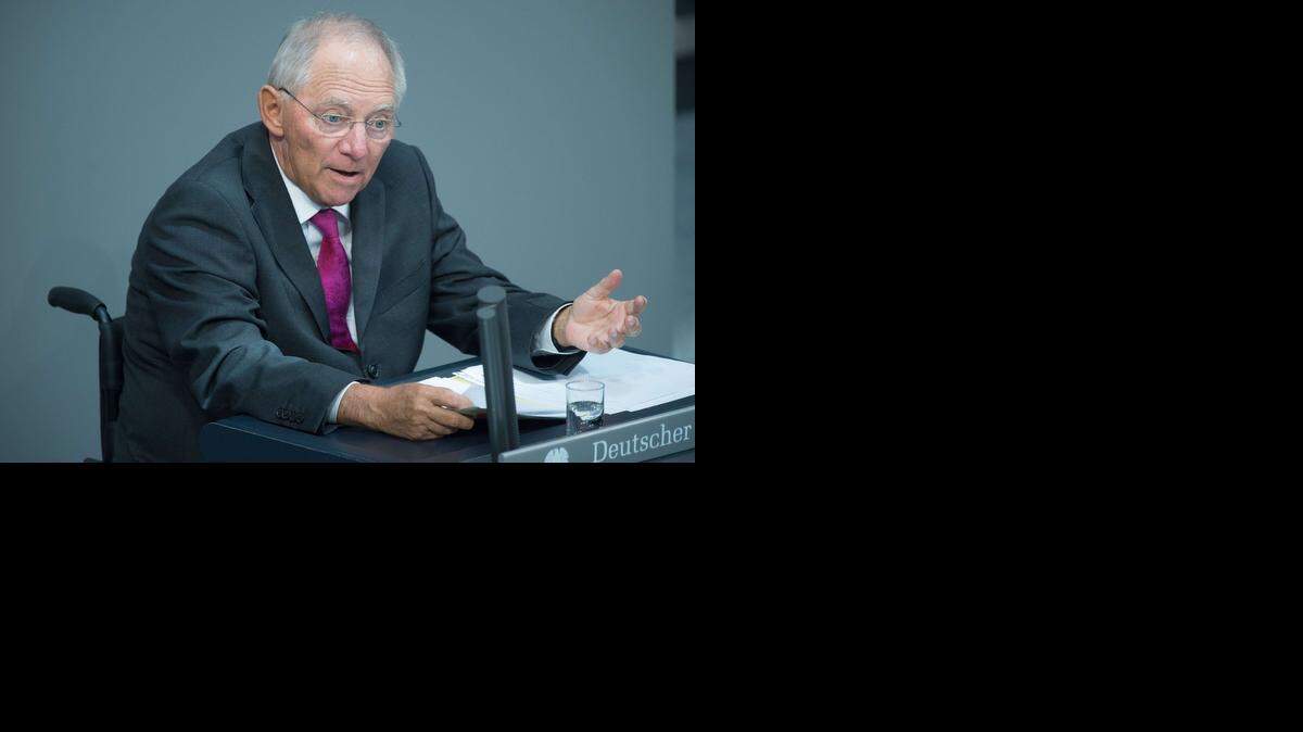 <cutline_leadin>Ni la</cutline_leadin> flexibilización de la disciplina presupuestaria ni la política monetaria del BCE generarán crecimiento en Europa, advirtió este martes Schäuble.