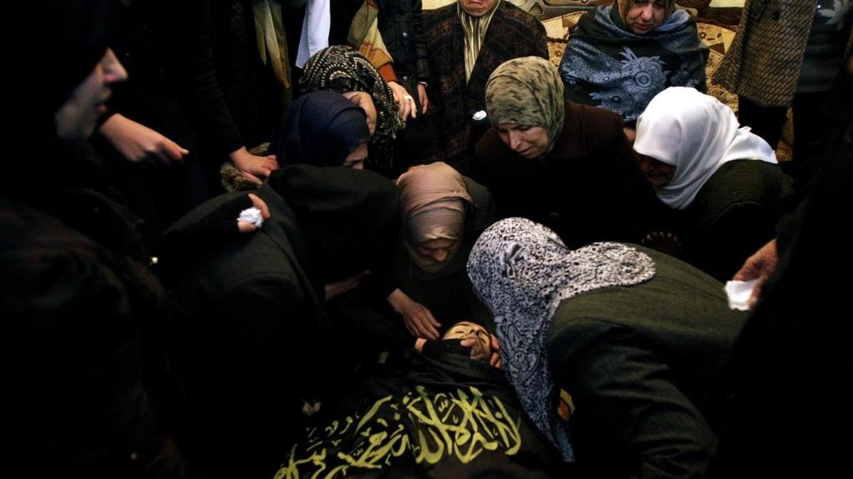 Un grupo de mujeres palestinas se ha sumado a la violencia atacando a soldados israelíes, llegando a ser el 20 por ciento entre todos los atacantes palestinos.