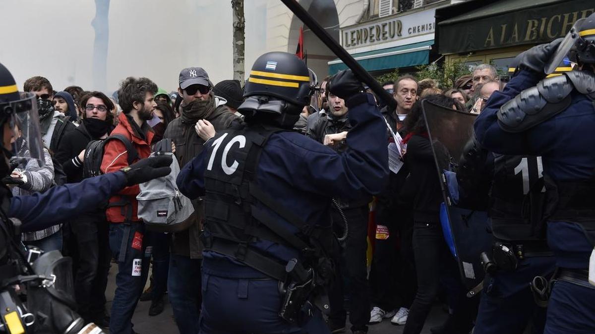 Las manifestaciones organizadas el jueves en diversas ciudades de Francia contra el proyecto de ley laboral dieron lugar a enfrentamientos entre manifestantes y policías.