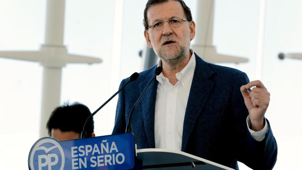 El presidente del Gobierno y del PP, Mariano Rajoy, durante el acto de presentación del programa electoral del partido para las elecciones del 20 de diciembre en Valencia.