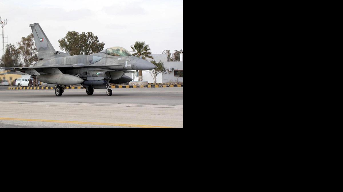 
Jordania ha lanzado 56 ataques aéreos contra depósitos de municiones, centros de entrenamiento y cuarteles del Estado Islámico desde que publicaron un video mostrando la ejecución con fuego de un piloto militar jordano.
