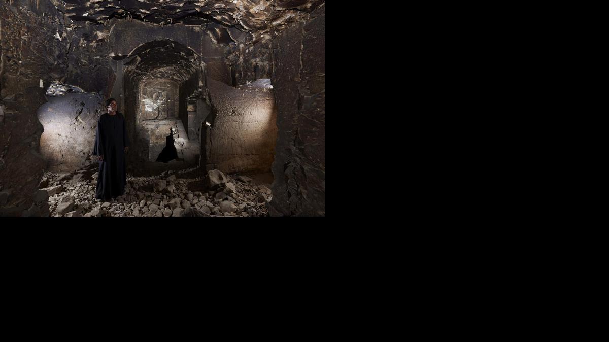 <cutline_leadin>El interior</cutline_leadin> de la réplica de la tumba dedicada al dios Osiris que, en cooperación con el Ministerio egipcio de Antigüedades, se ha descubierto en la Necrópolis de los Nobles en Luxor. <252><252><252>