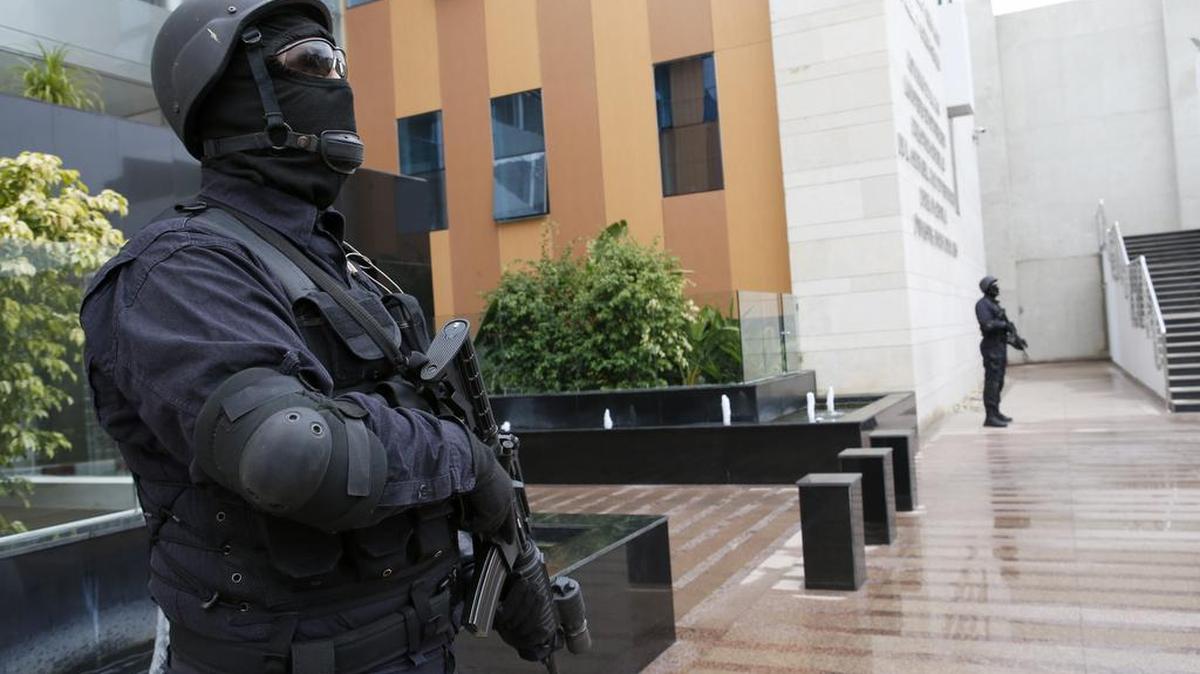 El hombre viajó a Siria con uno de los atacantes suicidas de París, donde recibió entrenamiento militar y estableció relaciones con los comandantes de campo de Estado Islámico