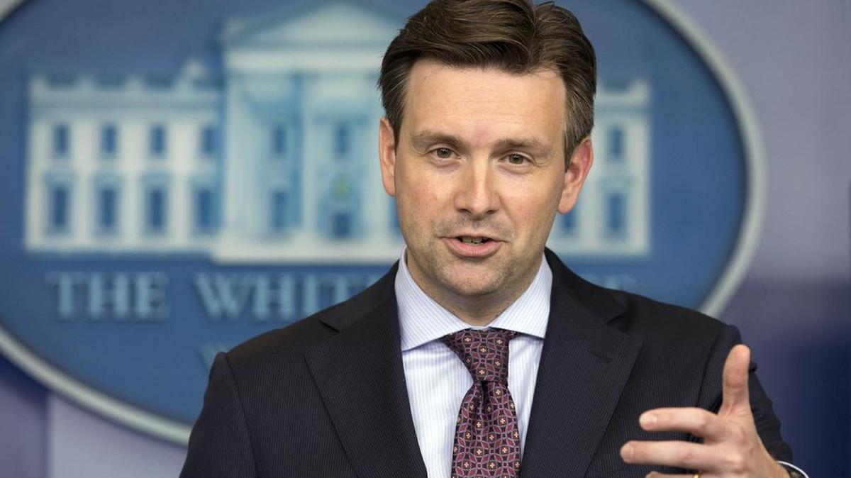 
Josh Earnest, portavoz del gobierno, expresó que Siria ‘no debe interferir’ con las operaciones de las fuerzas entrenadas por Estados Unidos.
