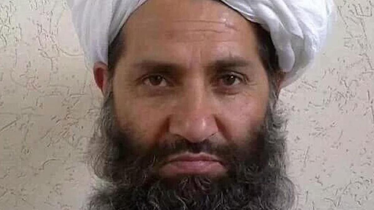 El mulá Obaidullah (Hibatullah, de acuerdo a la grafía usada en Afganistán) es un respetado clérigo conocedor de los textos sagrados.