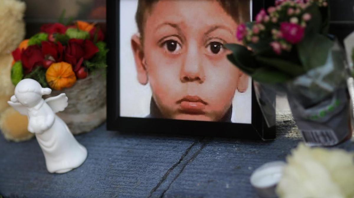 el hombre confesó los hechos y el cadáver del niño, Mohamed Januzi,fue hallado en el maletero de su coche.