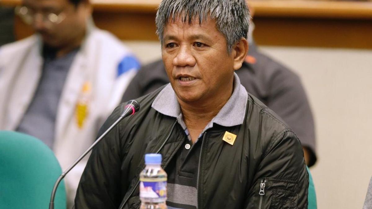 El ex miliciano Edgar Matobato responde preguntas ante el Senado filipino
