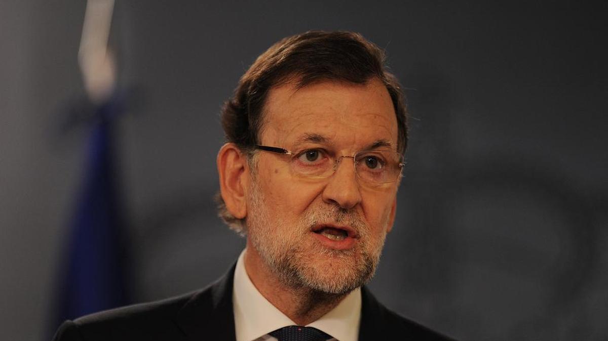 
El presidente del gobierno español Mariano Rajoy da declaraciones en el Palacio de la Moncloa, el 28 de septiembre en Madrid. 
