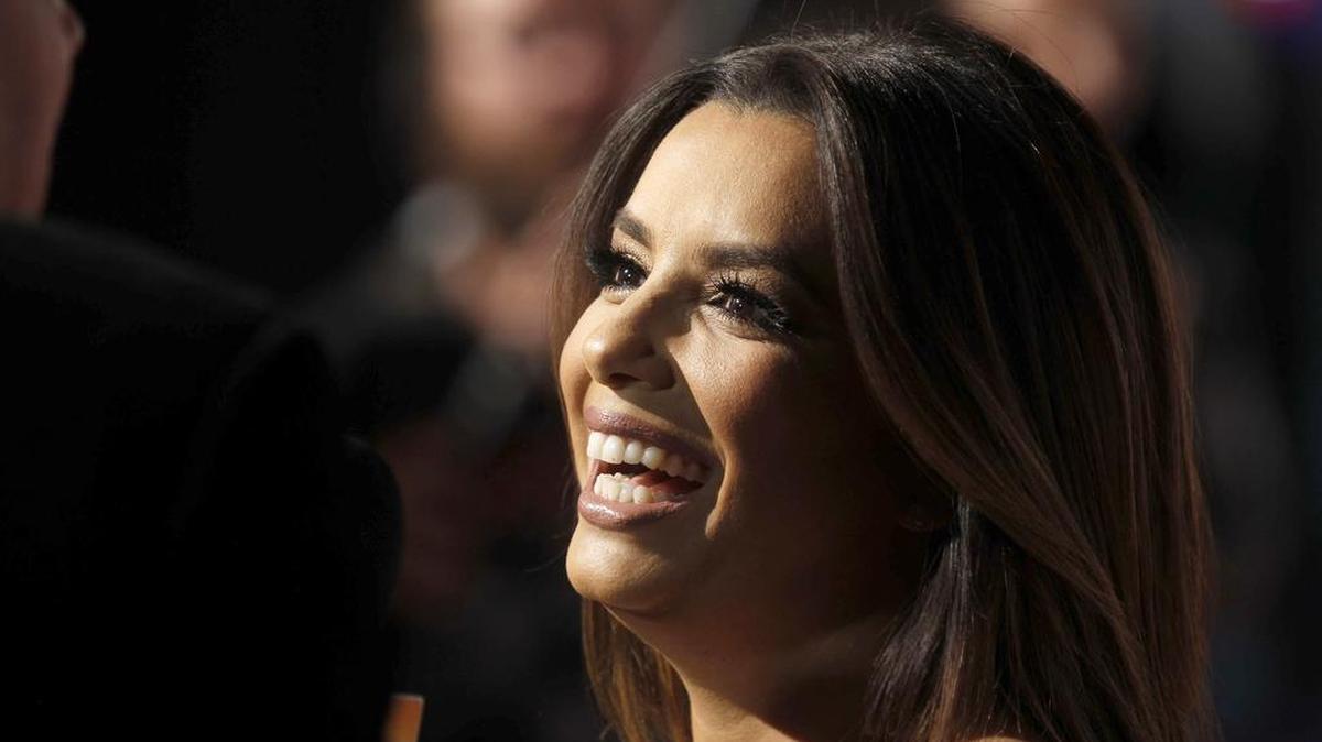 La actriz estadounidense Eva Longoria a su llegada a la gala solidaria Global Gift en el Palacio de Cibeles de Madrid.
