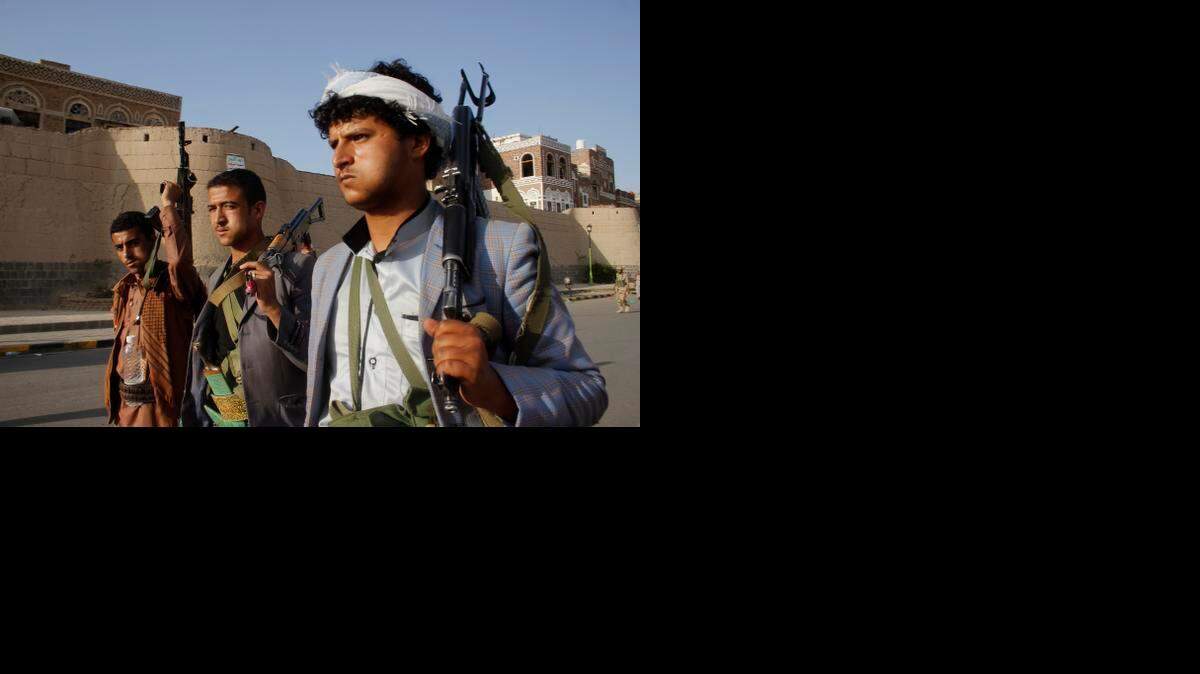 
La situación humanitaria en Adén, la principal ciudad del sur de Yemen, es “catastrófica”, en medio de combates entre los rebeldes y las fuerzas leales al presidente en el exilio.

