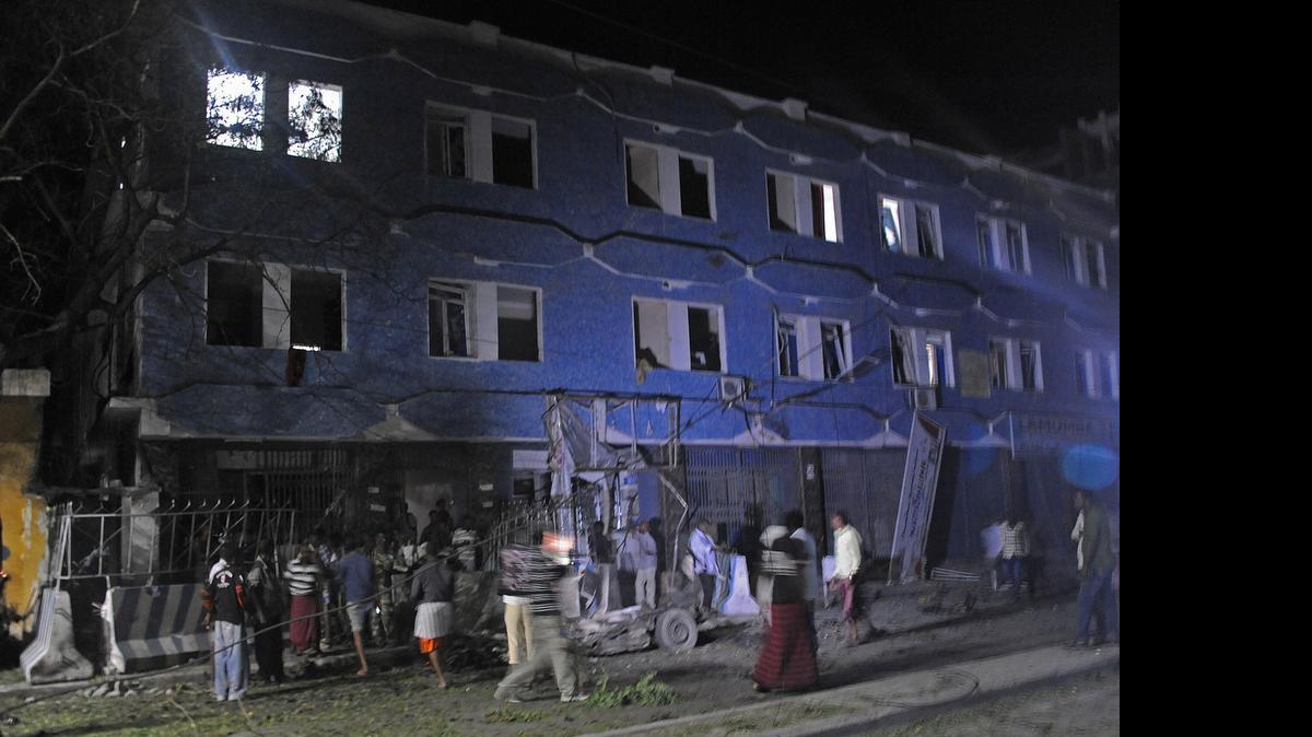 
Aunque los ataques todavía no han sido reivindicados por ningún grupo terrorista, se sospecha que podrían atribuirse a la milicia yihadista somalí Al Shabab, que ha intensificado sus acciones desde el inicio del Ramadán.
