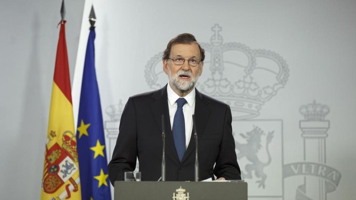 El presidente del gobierno español Mariano Rajoy habla a la prensa sobre el referendo en Cataluña, el 1ro de octubre.