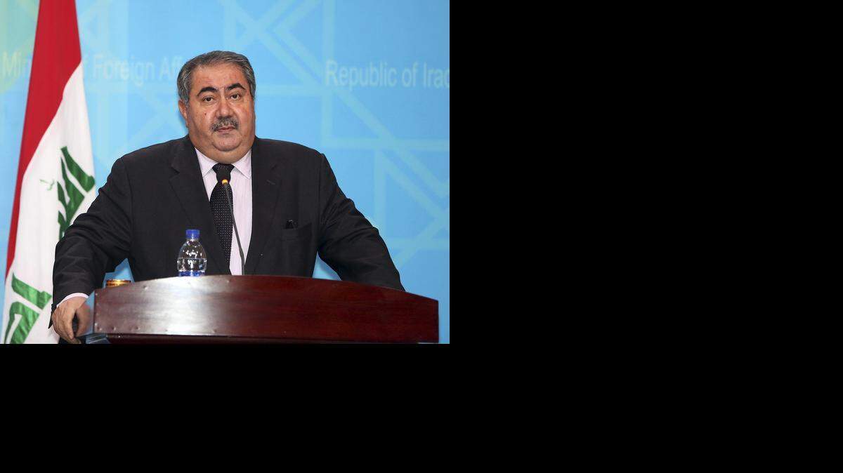 <cutline_leadin>El ministro</cutline_leadin> de Relaciones Exteriores iraquí, Hoshyar Zebari, dijo el sábado que Irak ‘acoge favorablemente’ la decisión de EEUU de formar coalición contra el EI.