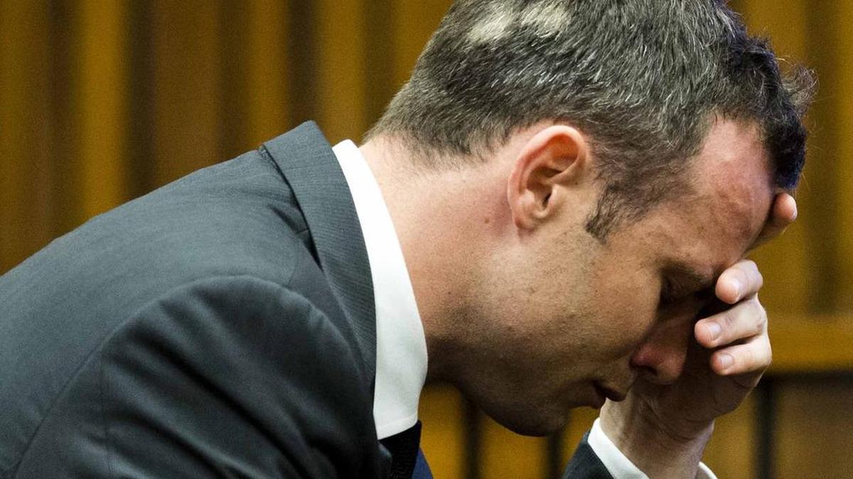 
Oscar Pistorius durante una sesión en marzo del 2014 del juicio en su contra en Pretoria, Sudáfrica.
