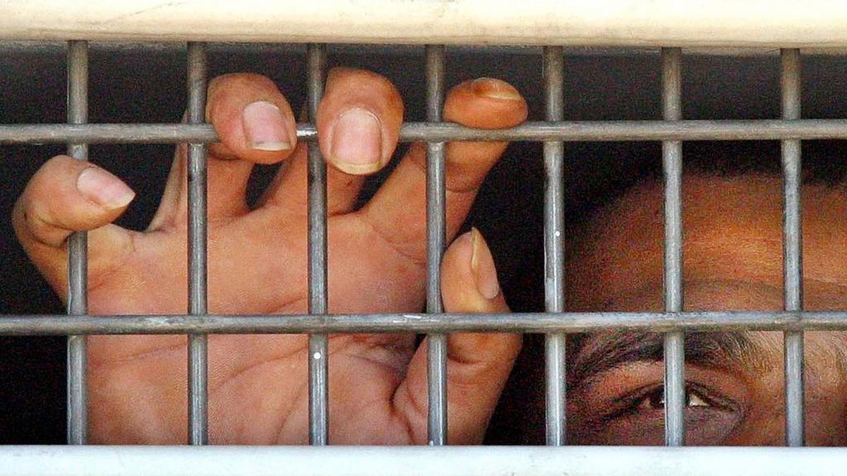 Según cifras oficiales, hay unos 1,500 crímenes no resueltos en los Países Bajos y en su mayoría son homicidios cometidos por criminales de diferentes nacionalidades.