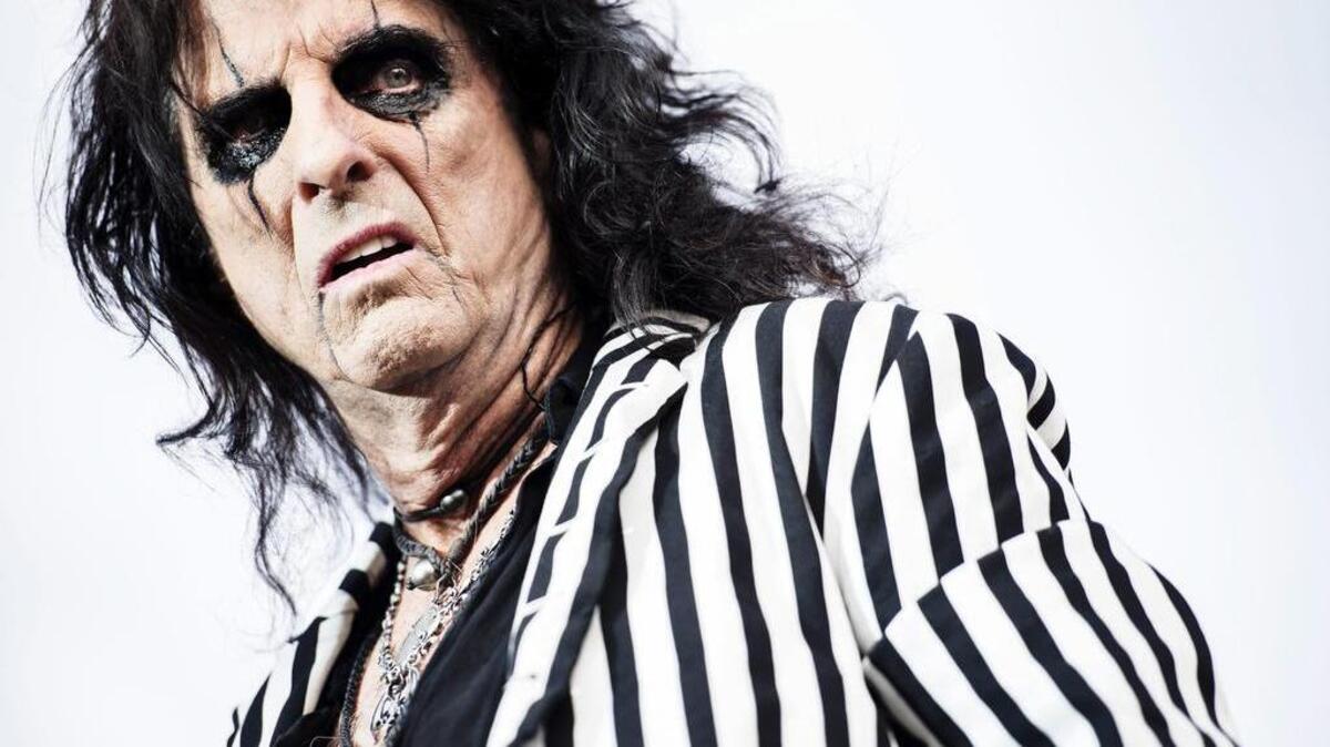 El cantante estadounidense Alice Cooper participa en el festival de música metal en Copenhague, Dinamarca, ayer, 23 de junio de 2016. El festival se celebra del 23 al próximo 25 de junio.