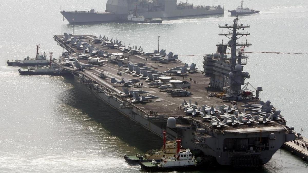 Foto de archivo. La más reciente amenaza nuclear de Pyongyang se produjo un día después de la llegada del USS Ronald Reagan y su grupo de batalla al puerto de Busan, en el sureste de Corea del Sur, luego de su participación en un ejercicio naval conjunto con fuerzas japoneses y surcoreanas en aguas internacionales a principios de la semana.