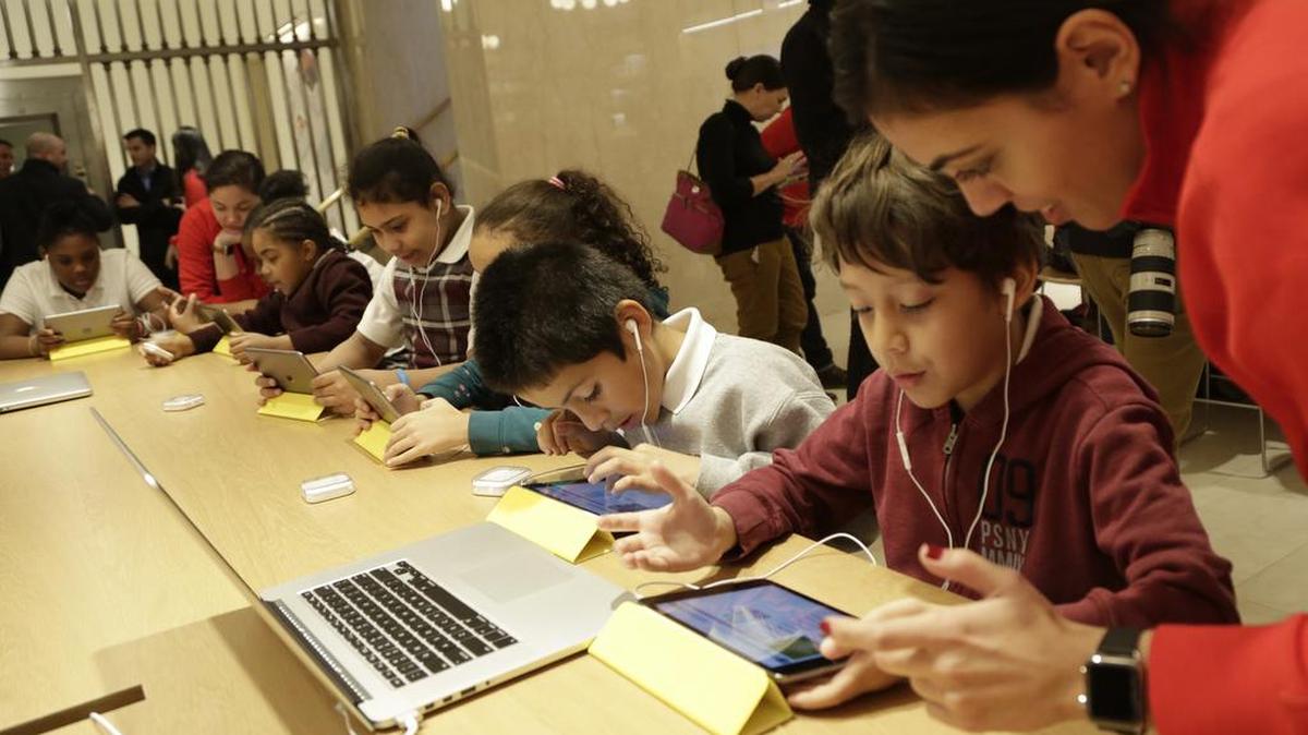 La falta de internet en el mundo cuenta con una alta cifra que contrasta con los países más desarrollados como Estados Unidos, Alemania, Japón y otros.
