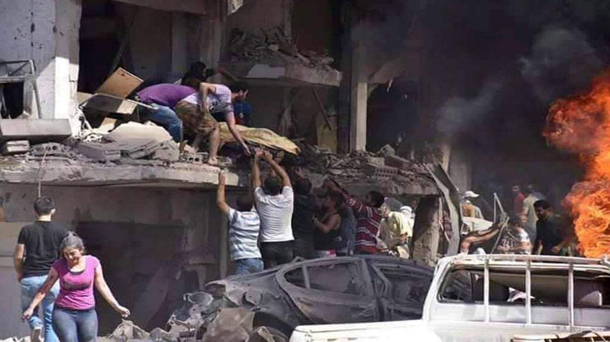 Al menos 44 personas murieron el 27 de julio por la explosión de un vehículo cargado con explosivos en la ciudad de Qameshli, de mayoría kurda y próxima a la frontera con Turquía.