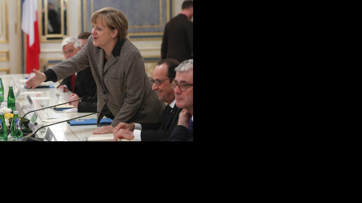 
La canciller alemana, Angela Merkel durante su encuentro el jueves con el presidente ucraniano, Petro Poroshenko en Kiev.


