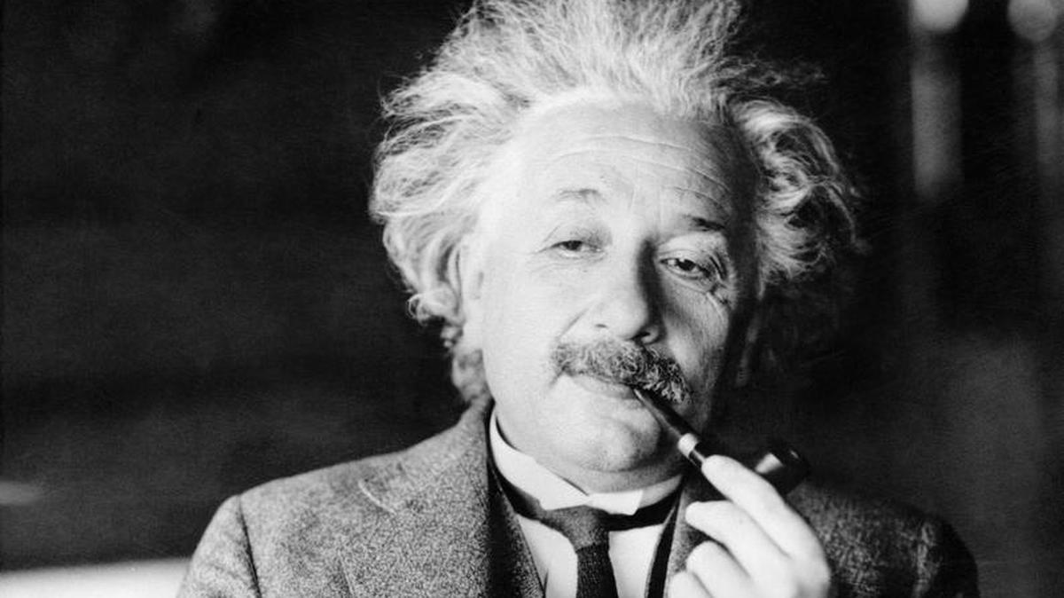 Foto sin fechar del físico Albert Einstein.