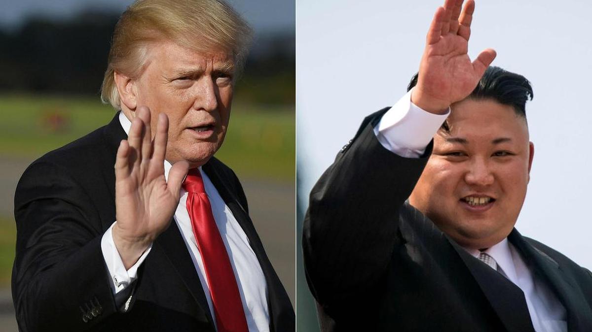 Fotografías de archivo muestran al presidente estadounidense Donald Trump en Morristown, Nueva Jersey, aeropuerto municipal el 15 de septiembre de 2017 y al líder norcoreano Kim Jong-Un saludando tras un desfile militar en Pyongyang el 15 de abril de 2017.