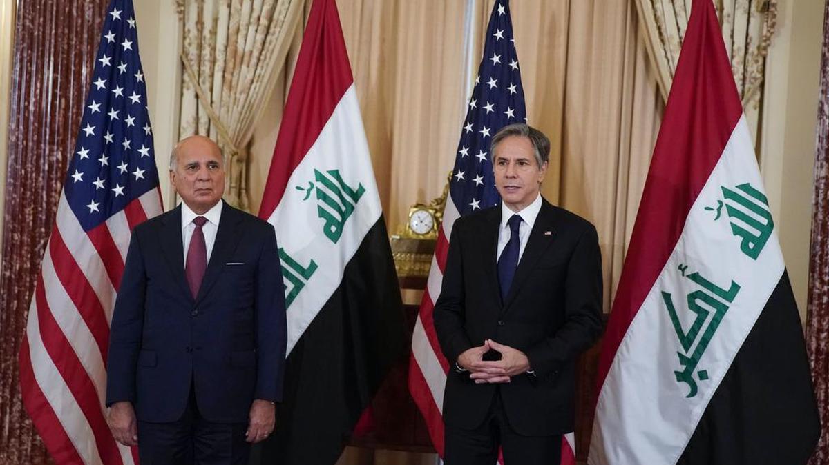 El ministro de Relaciones Exteriores de Irak, Fuad Hussein, y el secretario de Estado, Antony Blinken, se reúnen en el Departamento de Estado en Washington, D.C., el 23 de julio del 2021.