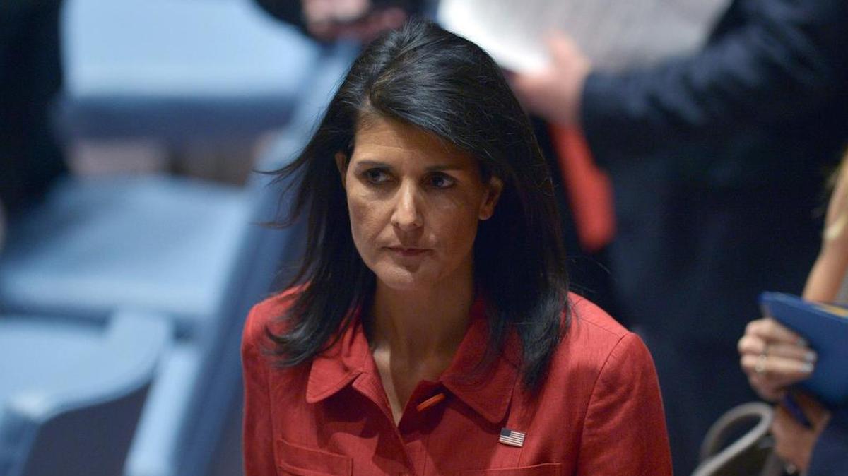 Nikki Haley, embajadora de EEUU en la ONU y actual presidenta del Consejo de Seguridad, al finalizar la reunión sobre Siria el viernes, en la sede de las Naciones Unidas en Nueva York.