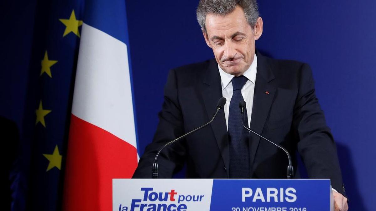 El ex presidente Nicolas Sarkozy acepta su derrota en un discurso el 20 de noviembre de 2016.