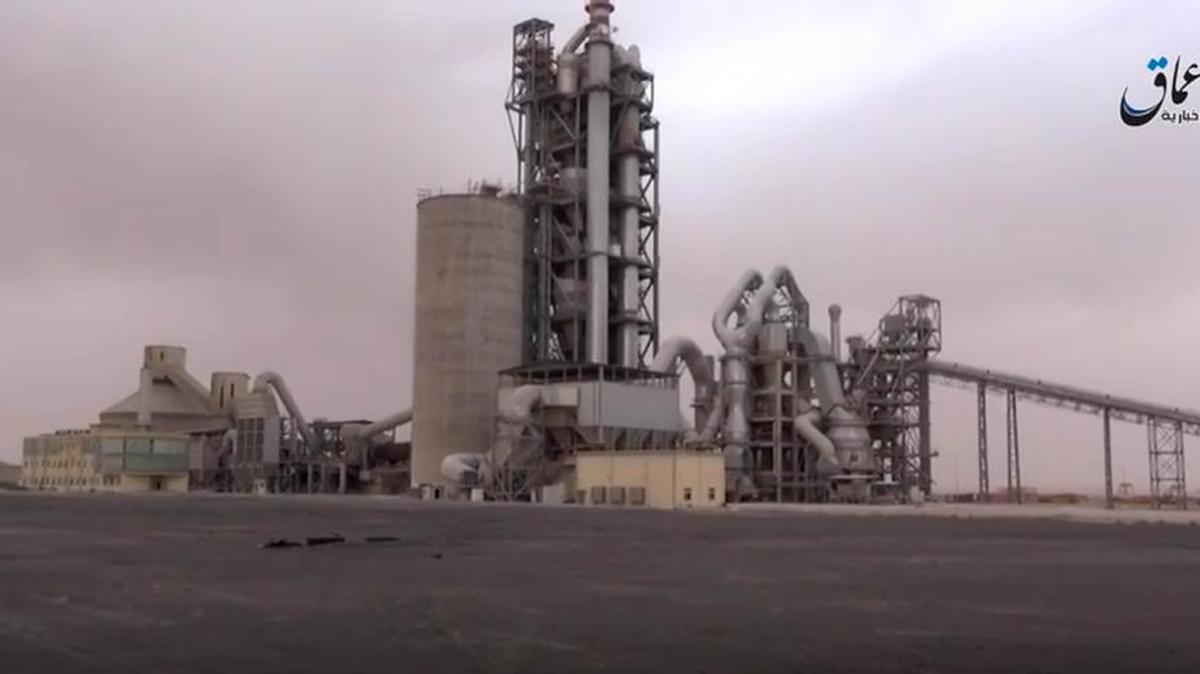 La gerencia de la Compañía de Cemento al Badíe les ha informado de que más de 300 de sus empleados y contratistas fueron capturados en Al Dumair.