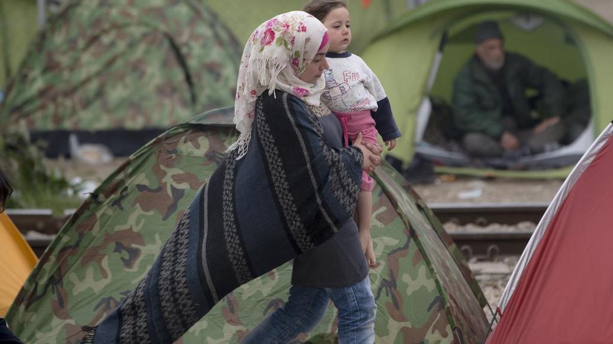 Las mujeres y los menores representan ahora más del 60% de los refugiados e inmigrantes que tratan de alcanzar Europa.
